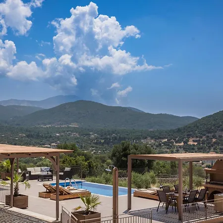 Villa Saint Nicholas 4 *